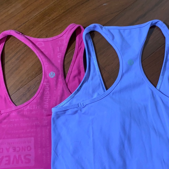 2 great condition lululemon tank tops. - Picture 3 of 5